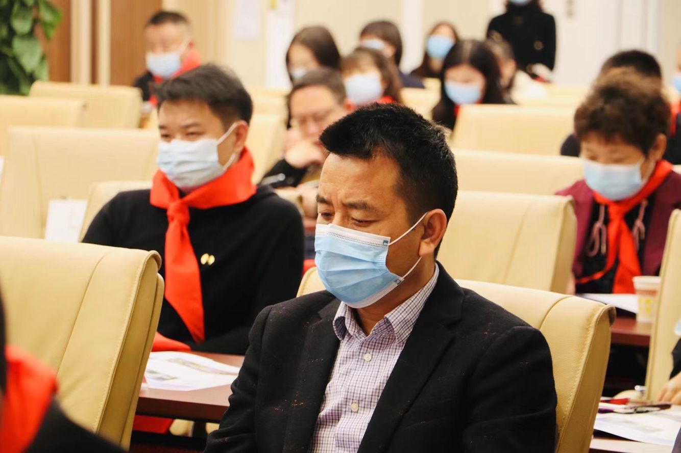 清大建筑裁總班38期開典學禮同學上課照片