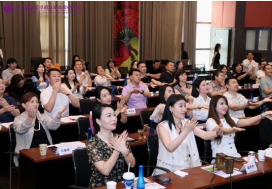 清大emba總裁研修班2024年課堂現(xiàn)場配圖